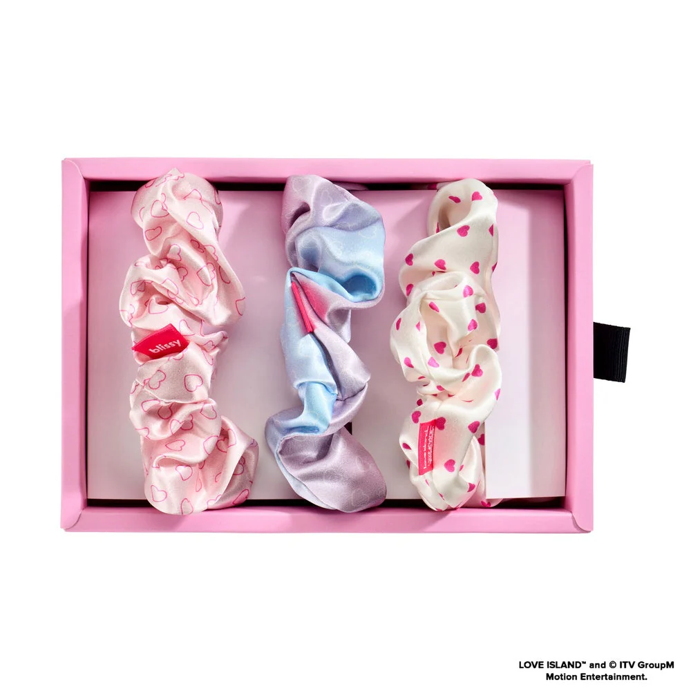 Blissy Scrunchies - Love Island™ - Image 3