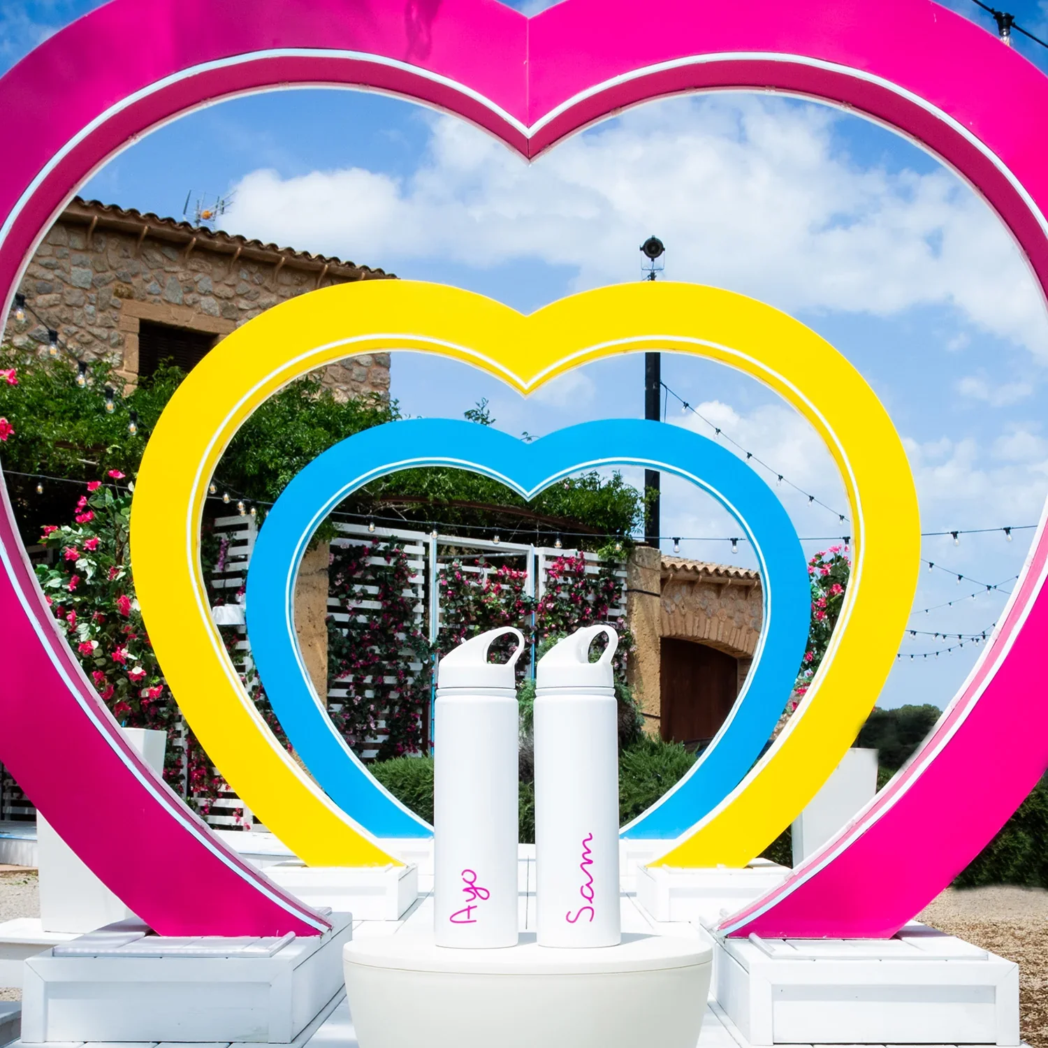 Official Love Island Water Bottle - Personalised - Image 3
